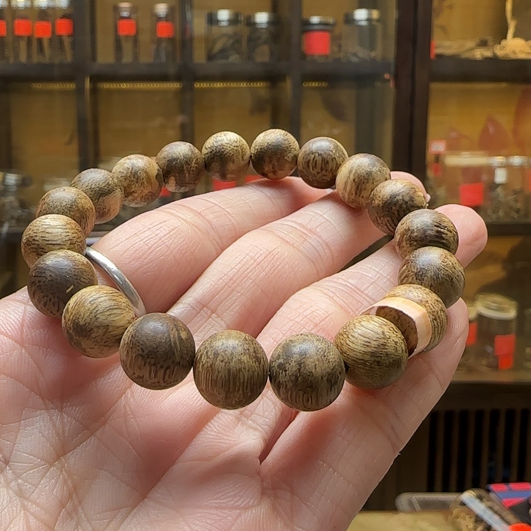 手串沉香棋楠单圈10mm 圆珠 6.6g+多样性发一串