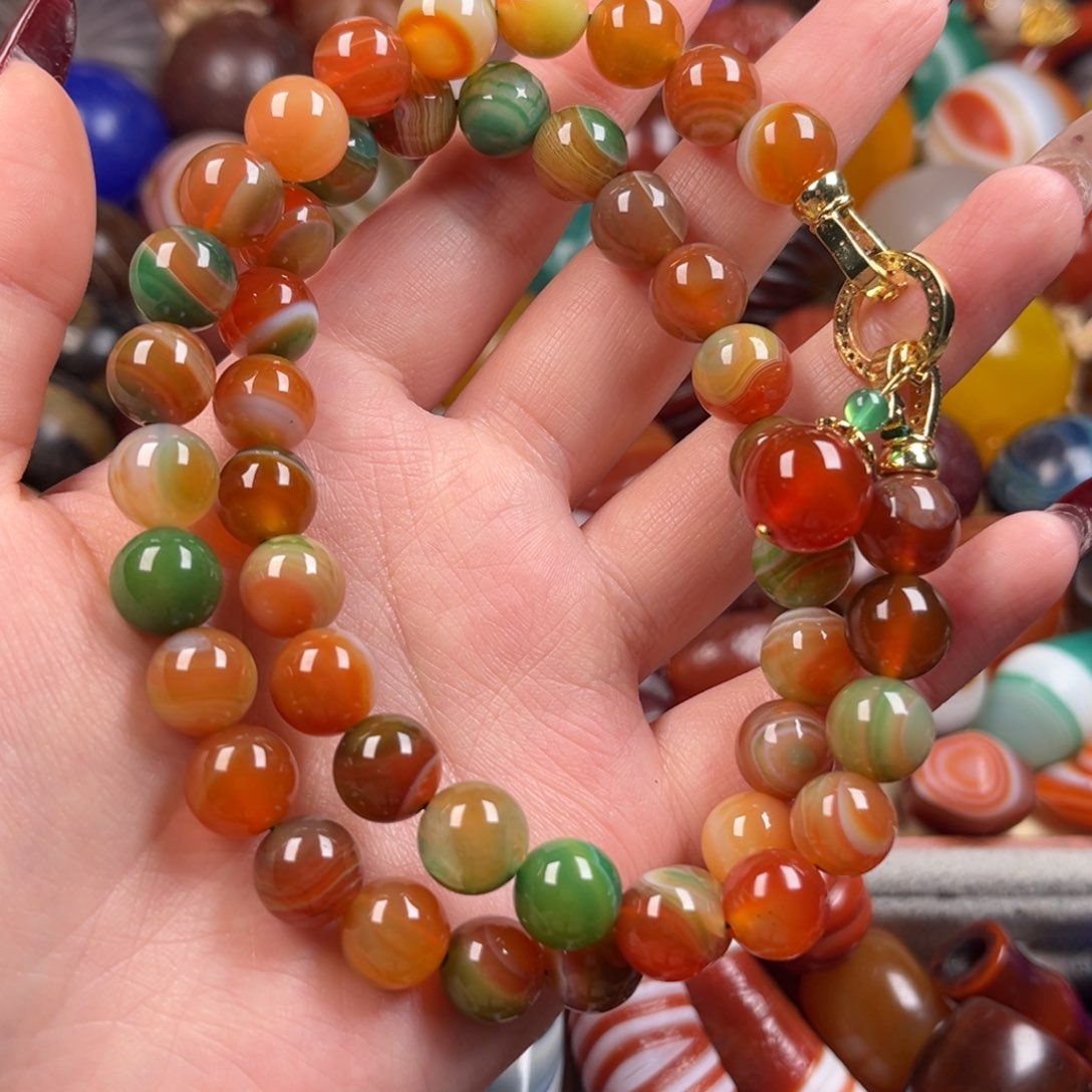 玛瑙/玉髓颈饰未镶嵌