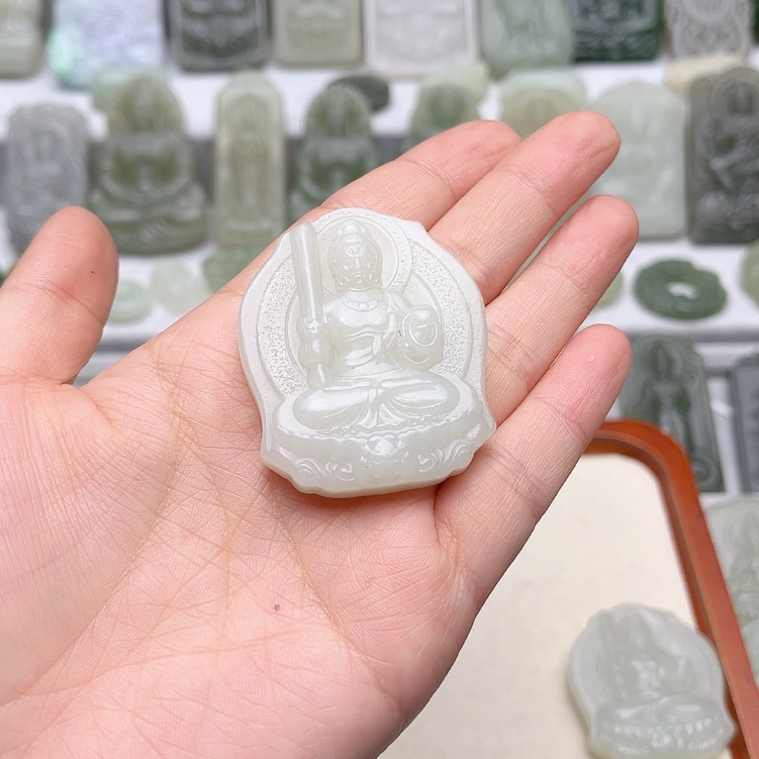 和田玉颈饰未镶嵌老****号