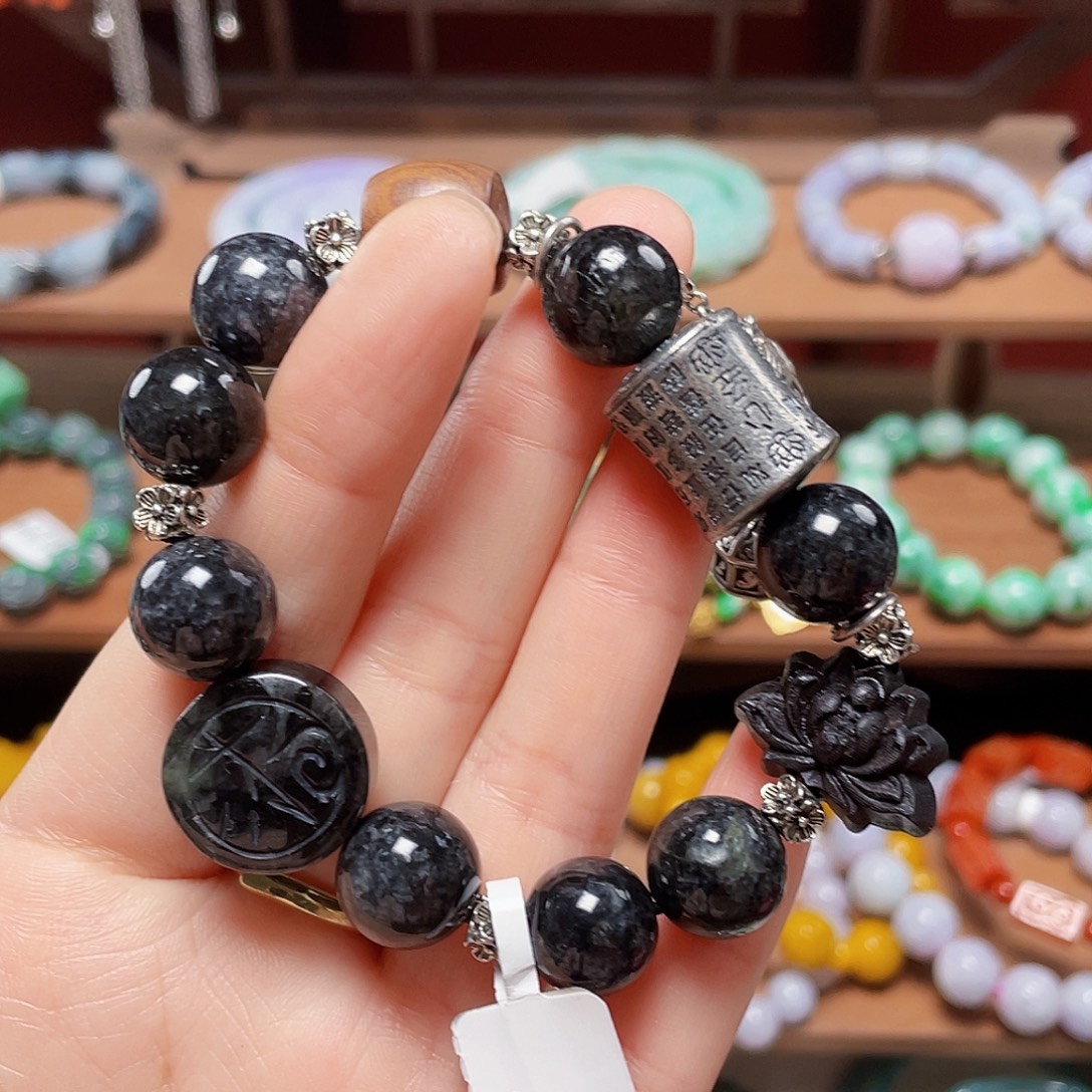 翡翠未镶嵌手链饰品