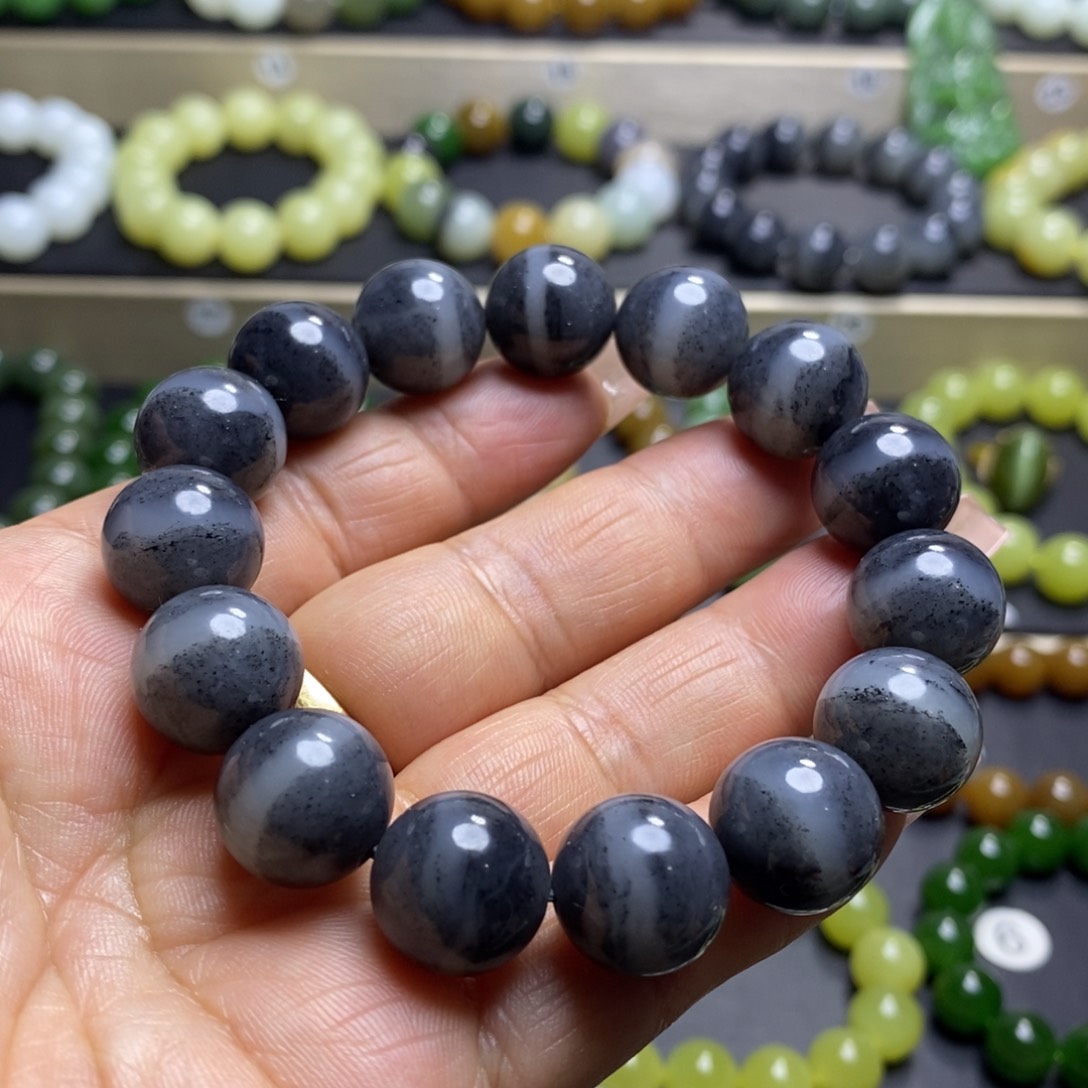 和田玉手串未镶嵌