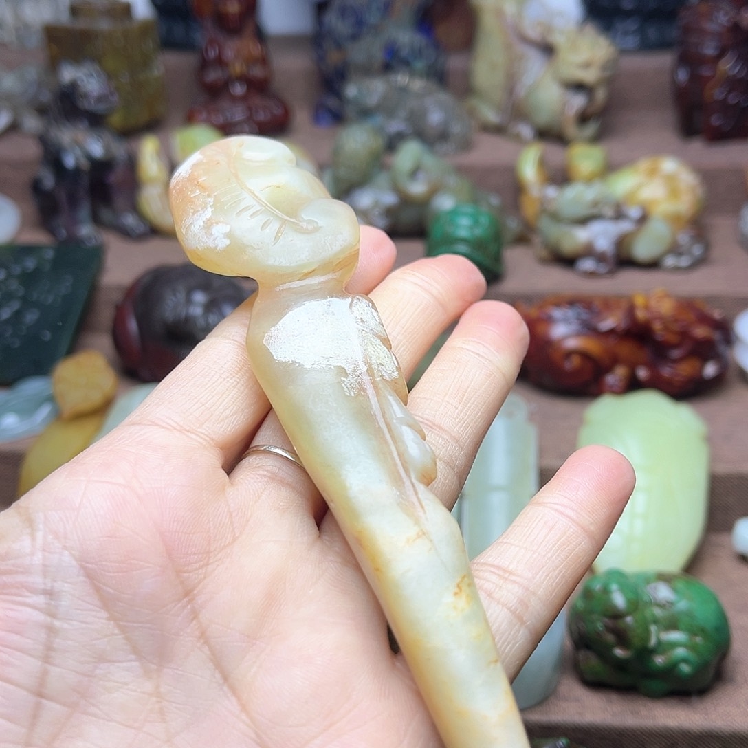 白玉菩提吊坠135。。