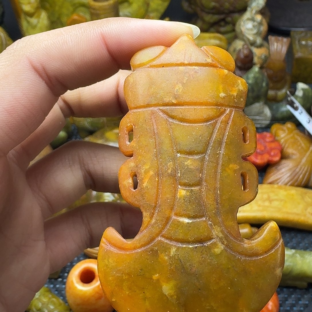 白玉菩提吊坠。。。