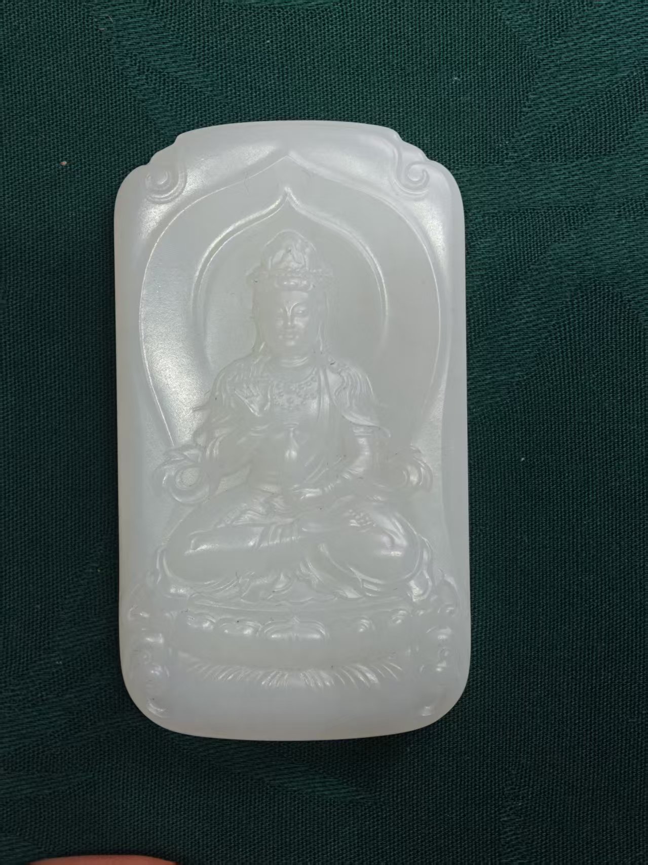 羊脂白玉观音无事牌精美