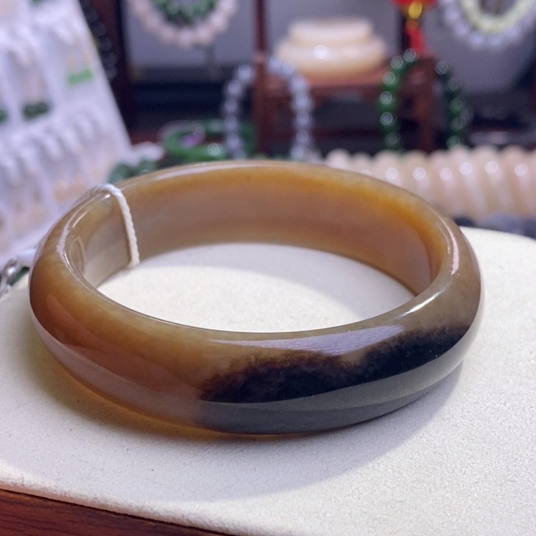 和田玉新疆且末红糖宽版手镯59圈口未镶嵌