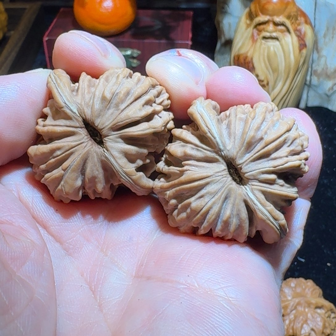 文玩核桃吊坠四座楼