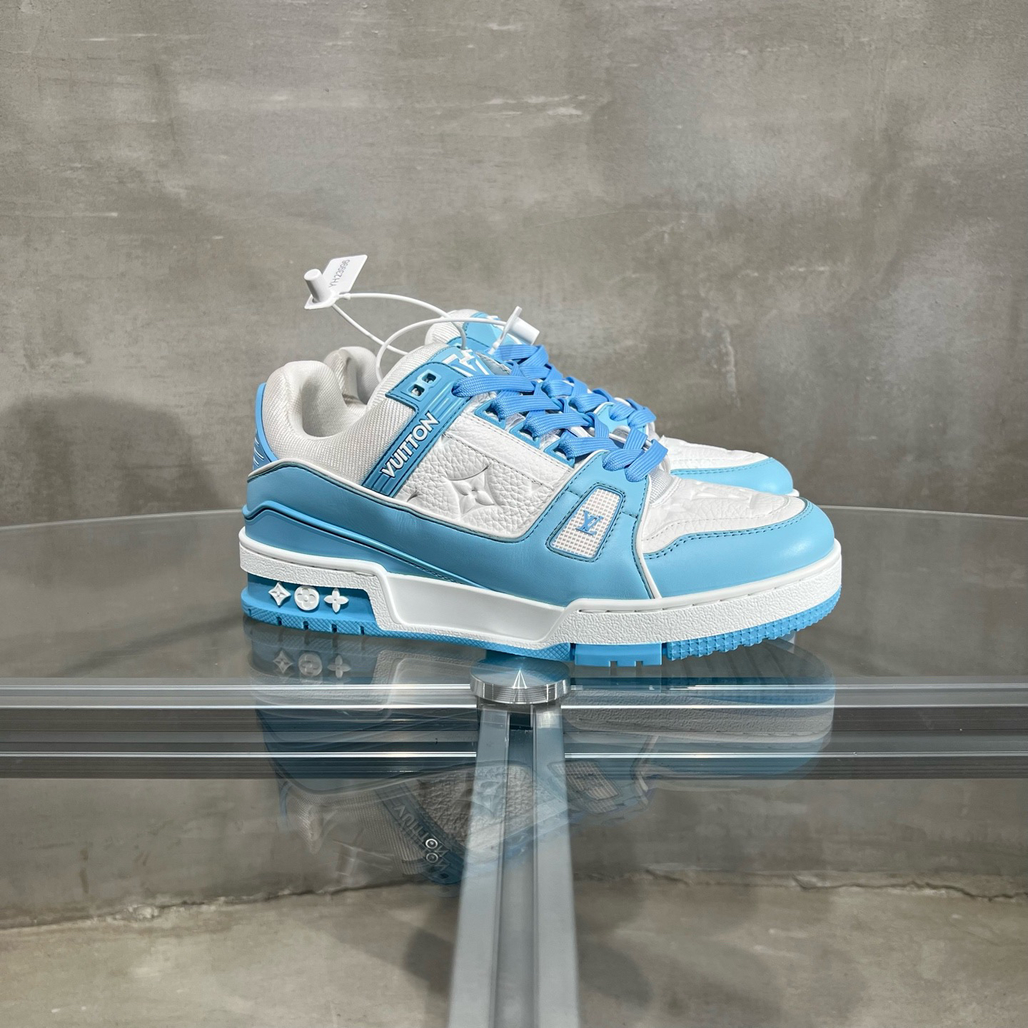 未使用 LouisVuitton/路易威登 Trainer白蓝25款原盒37码 YH23995