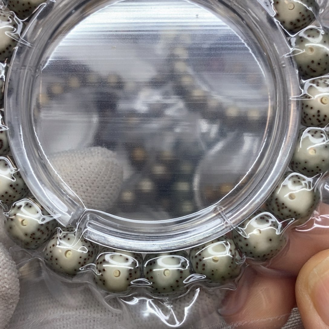 星月菩提吊坠石玉料