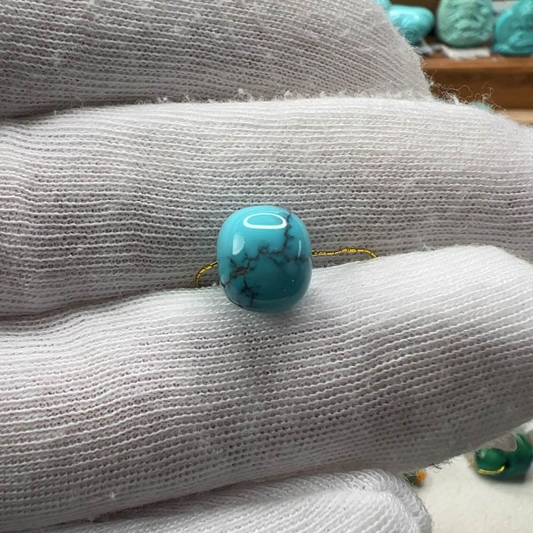 绿松石配饰未镶嵌