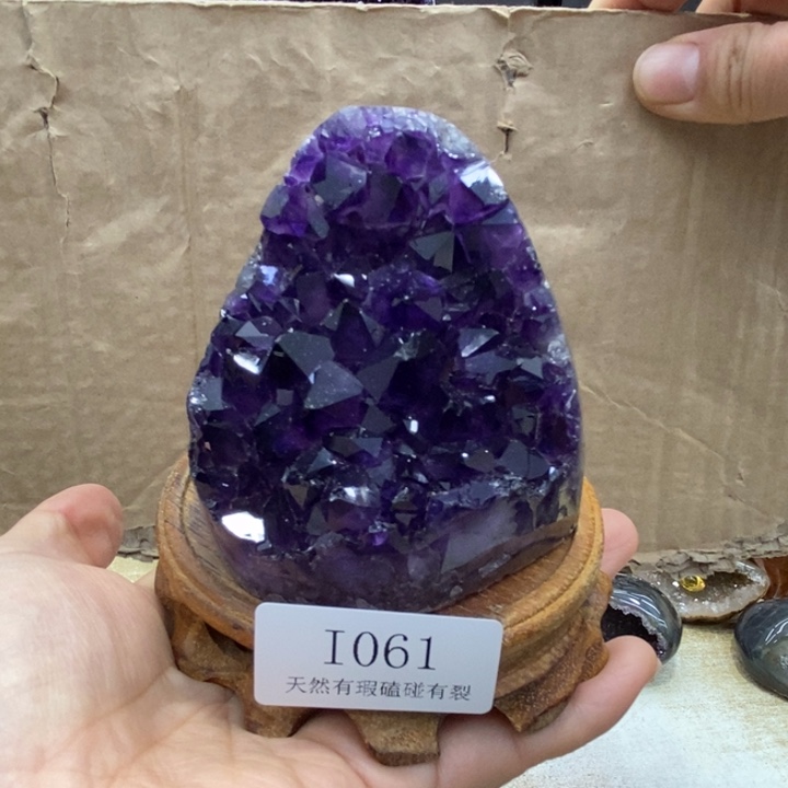 紫晶大型摆件（非配饰）未镶嵌