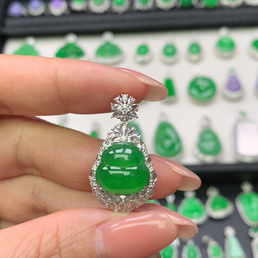 翡翠18K金镶嵌吊坠(不含链)