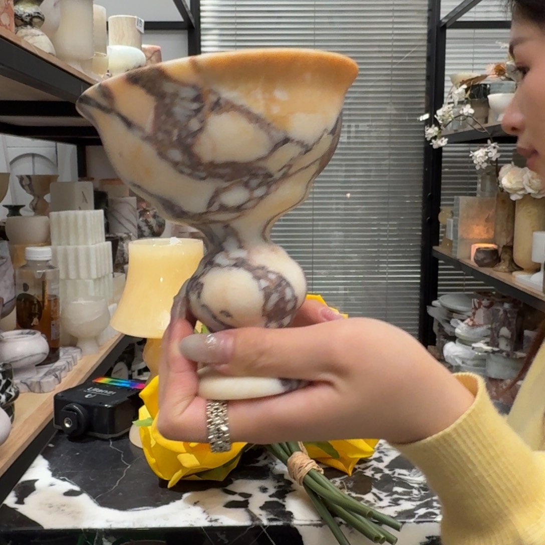 大理石A218。关机。  