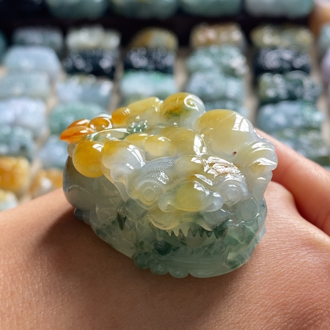 翡翠未镶嵌颈饰天然翡翠貔貅吊坠