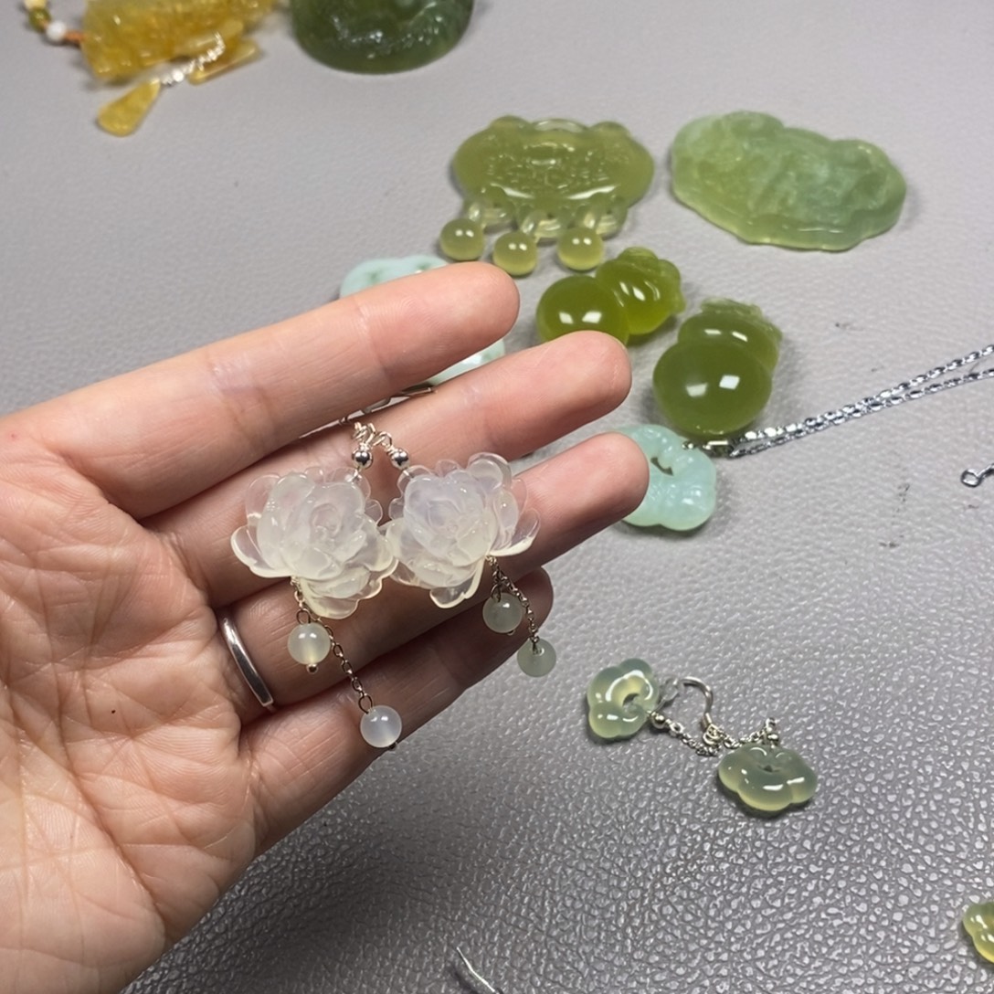 蛇纹石玉未镶嵌挂件耳饰耳环项链