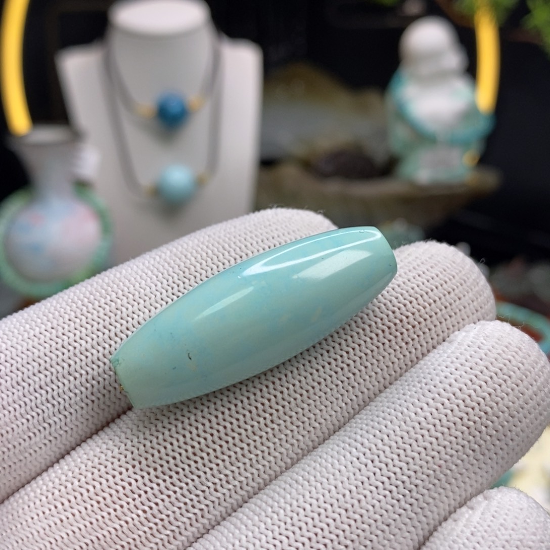 绿松石未镶嵌珠宝奇石13.5×36.6