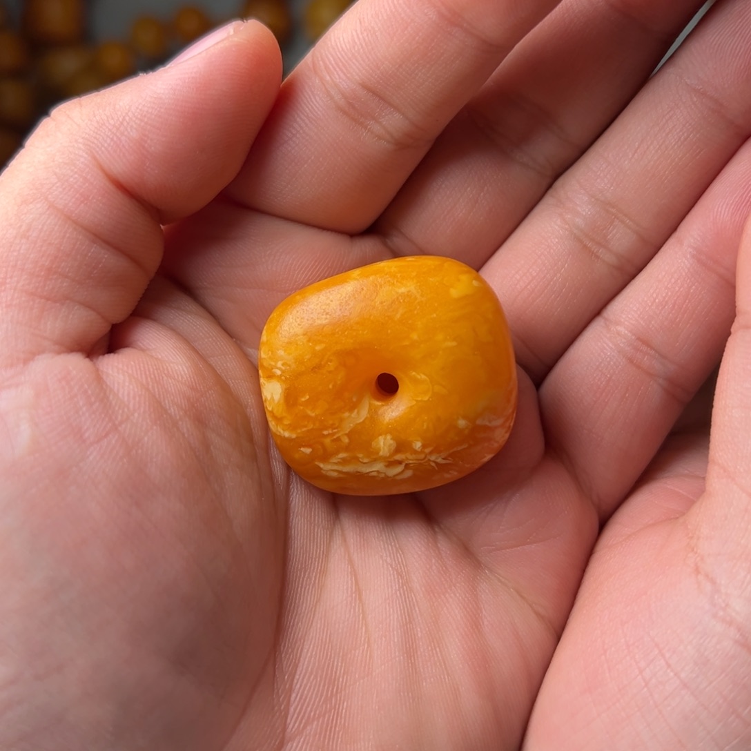 蜜蜡吊坠(不含链)未镶嵌