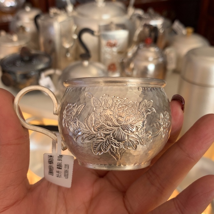 足银999牡丹浮雕茶杯50容量