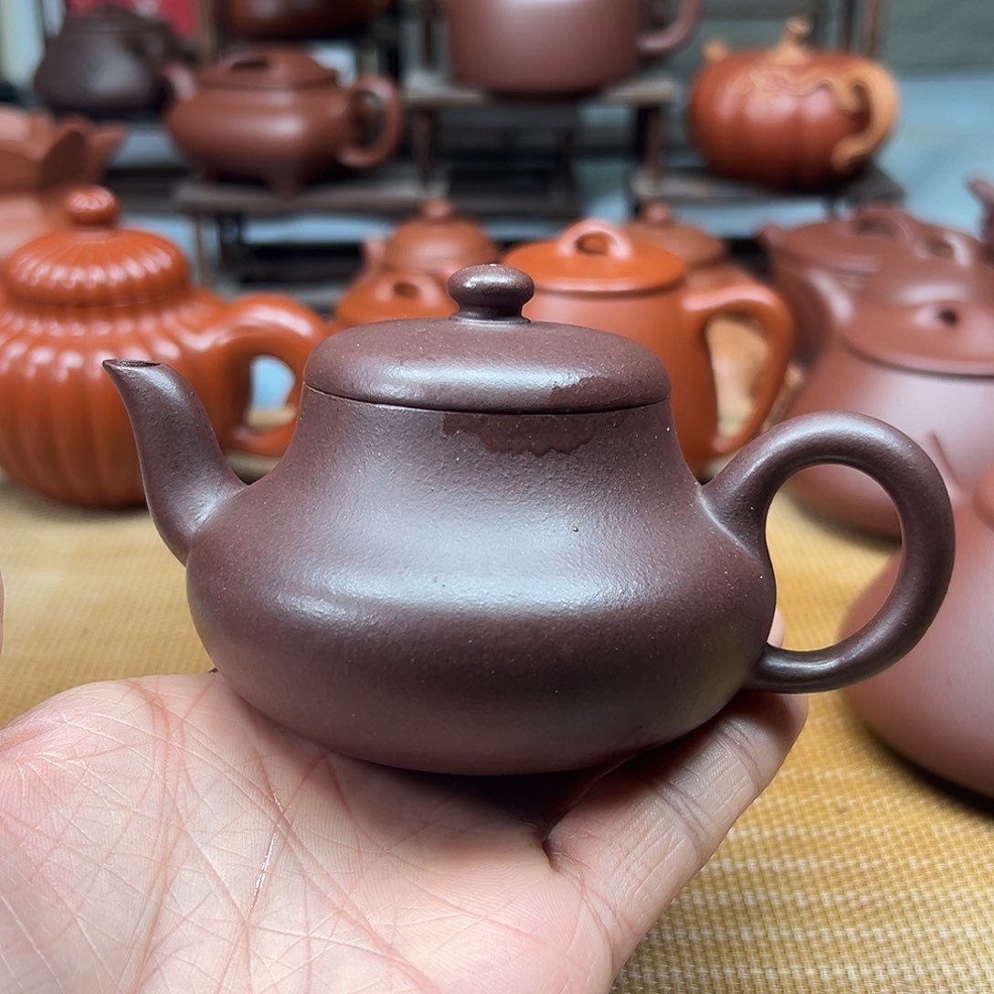 紫砂茶壶倔****）宜兴紫砂
