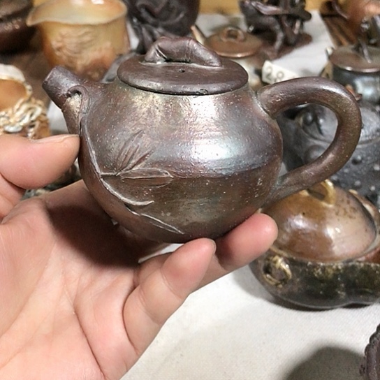 瓷片微瑕的节节高升宝瓶