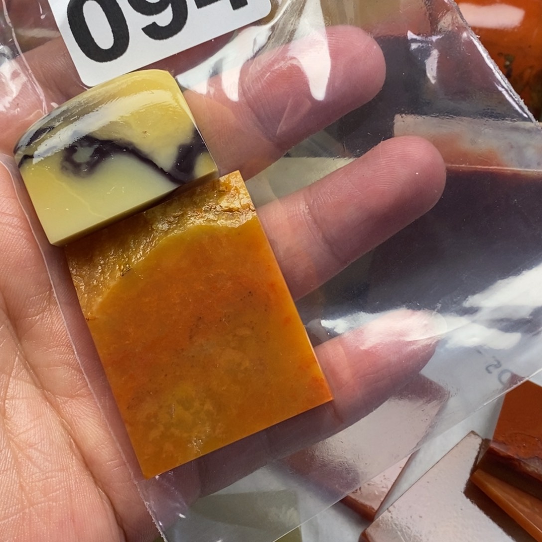 寿山石印石J****i老挝石11