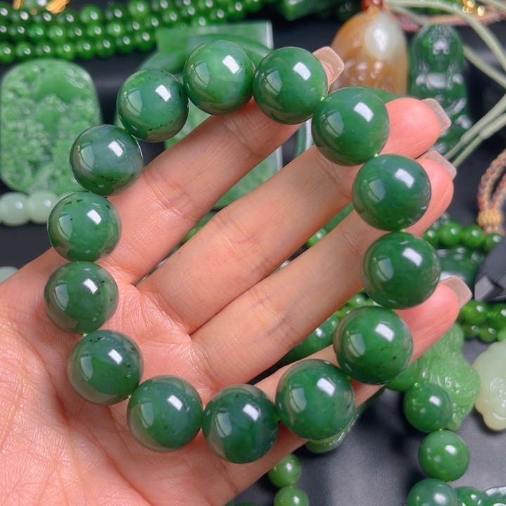 和田玉未镶嵌珠宝奇石