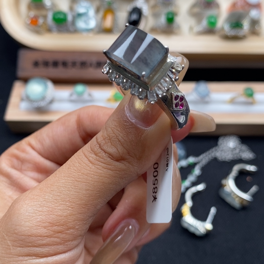 翡翠裸石缅甸天然A货翡翠