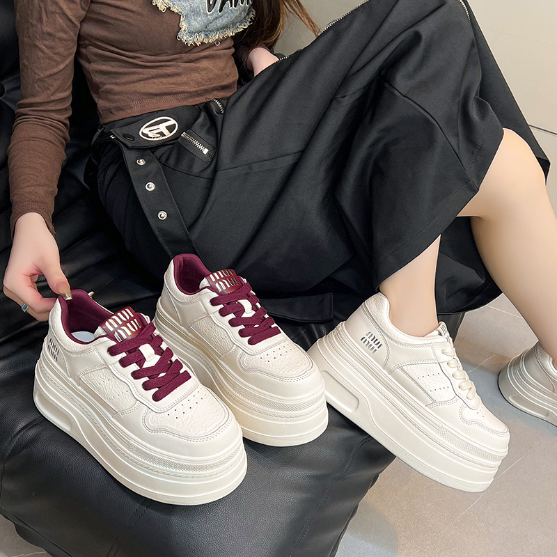 跟高8厘米春秋2025春新款安哥拉红爆裂纹真皮小白鞋