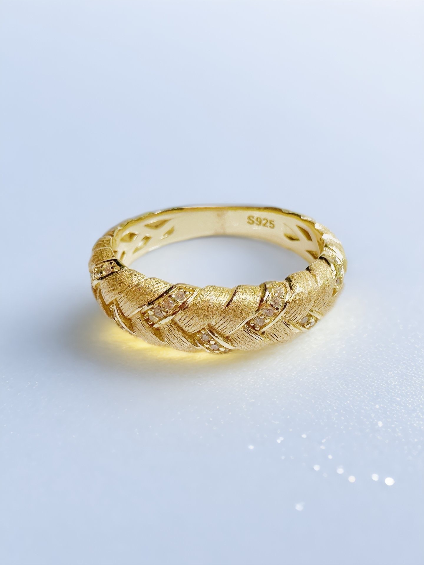 925银合成锆石戒指 意大利轻奢时尚复古布契拉斯编织戒指