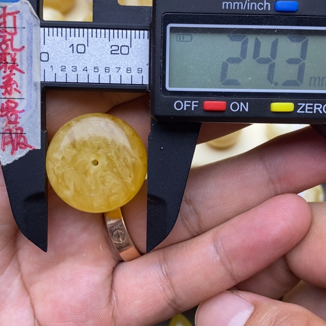 未镶嵌蜜蜡裸石24.3x13.5花粉墩子