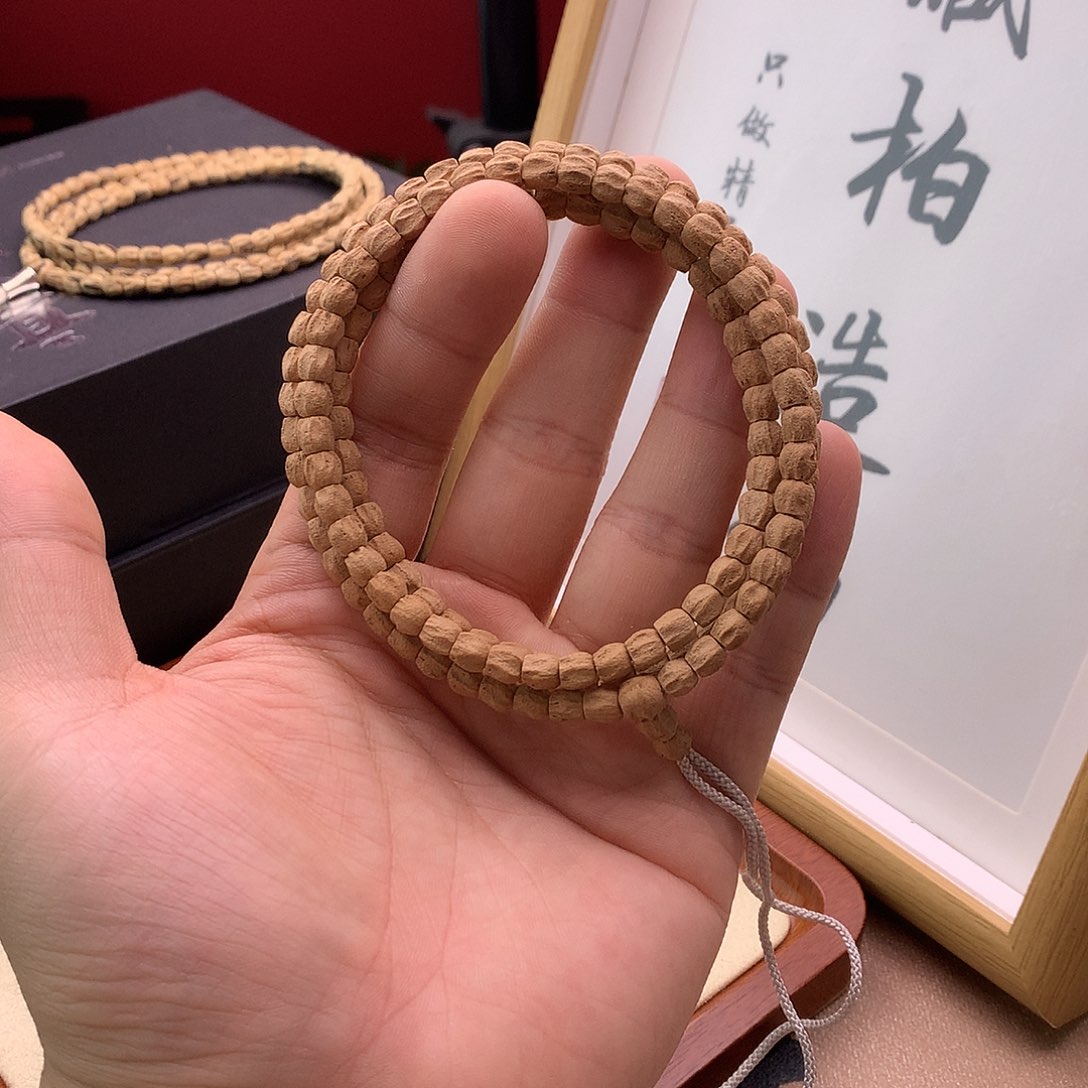 柏香籽/百香籽吊坠方块多棱顺