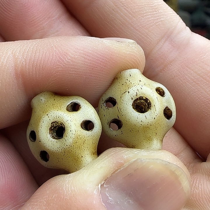 ****气白玉菩提吊坠精品