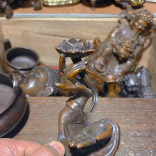 铜的。全清了一件不留