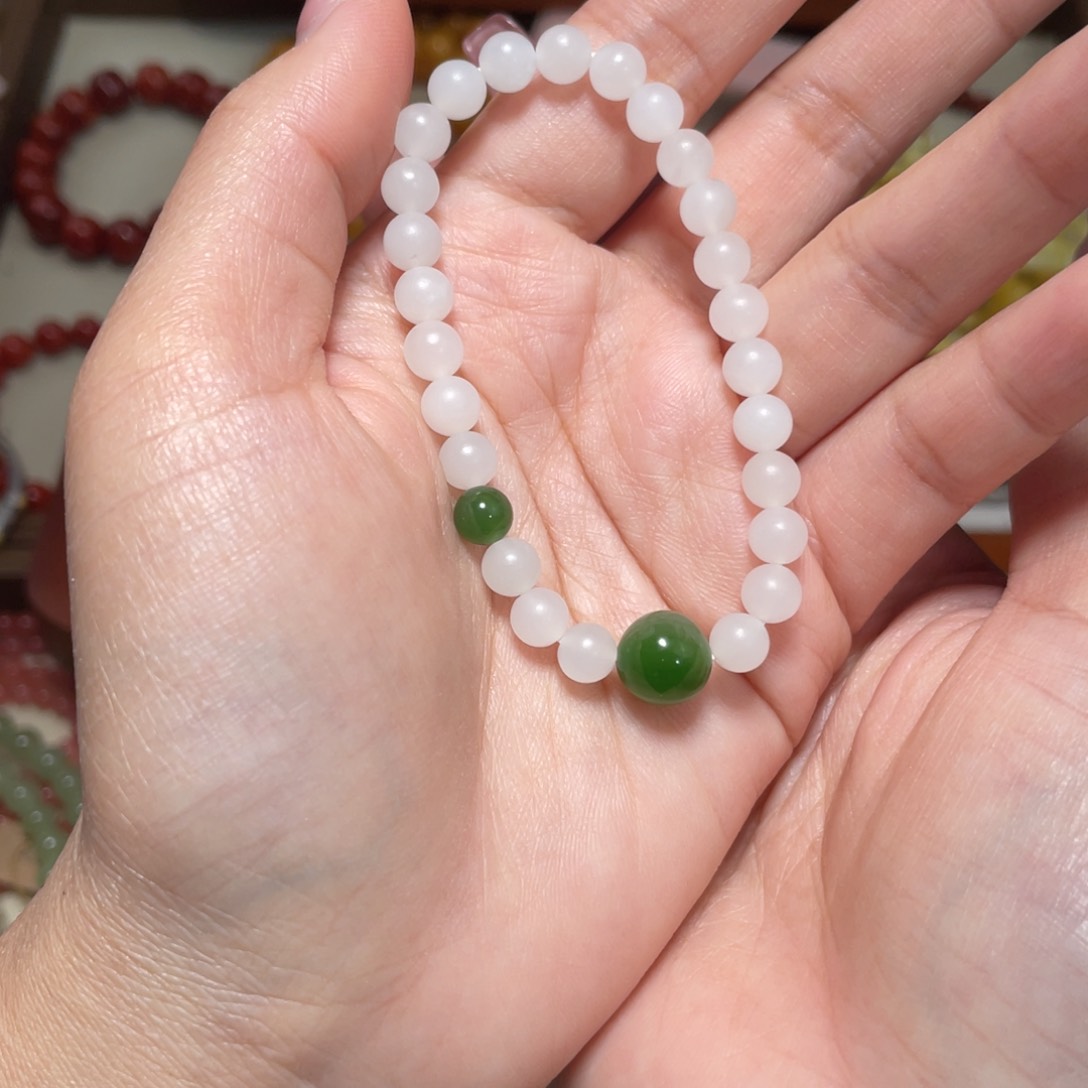 和田玉手串未镶嵌