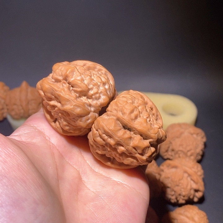 文玩核桃吊坠徐*41肌肉哇