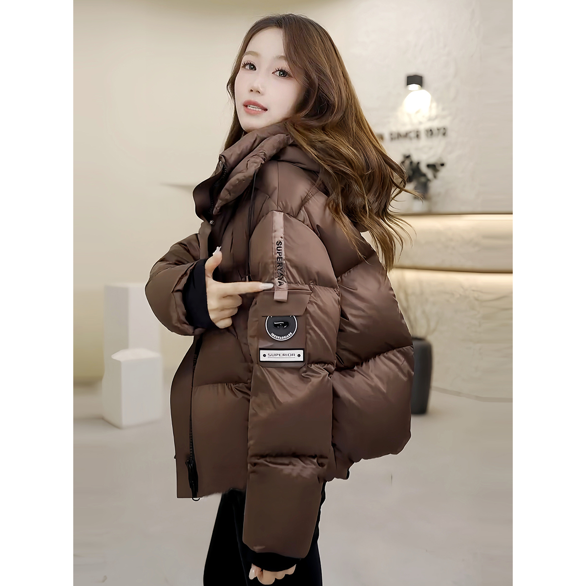 2025年冬季新款女士韩版短款连帽羽绒棉服外套休闲宽松加厚棉袄棉