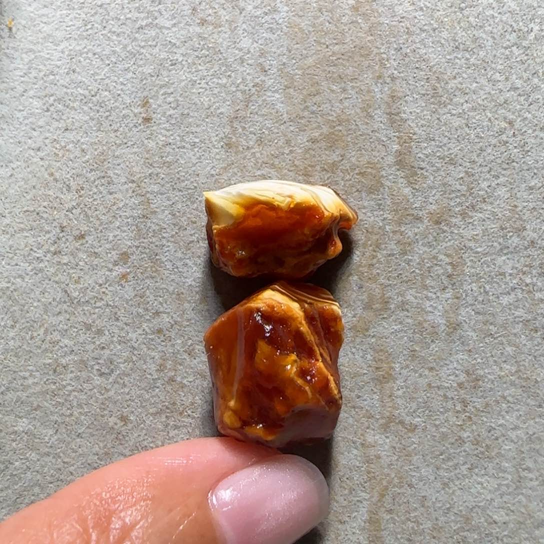 裸石琥珀未镶嵌闲**鱼专拍