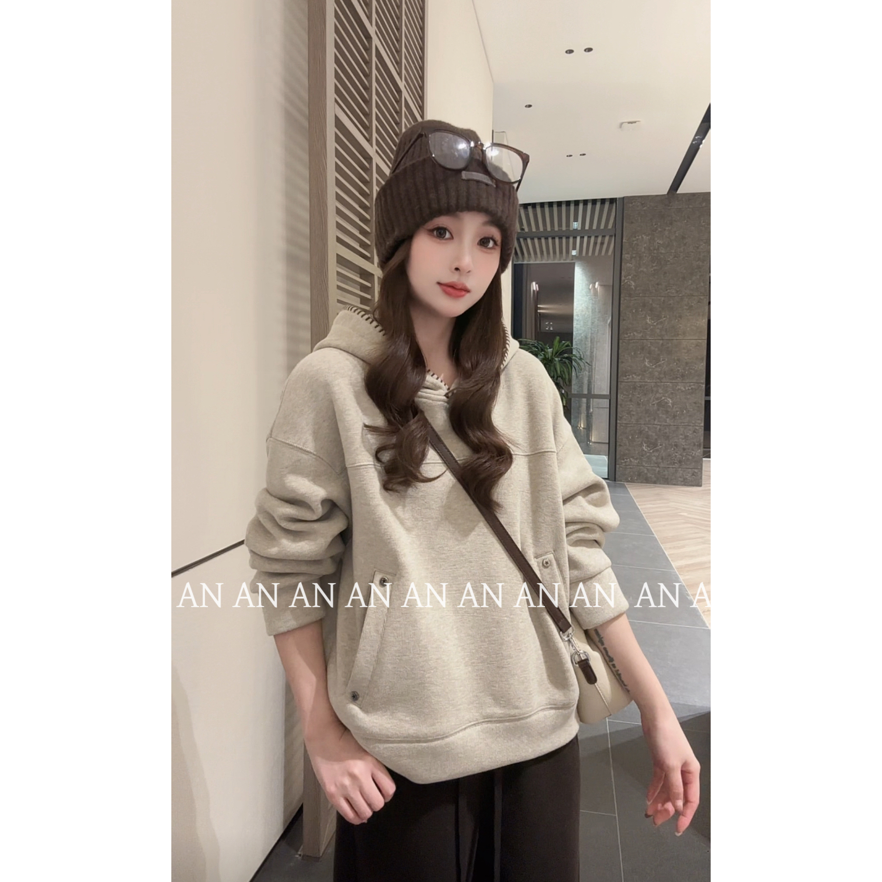 C10415新款韩系INS风宽松帽衫撞色边口袋加绒连帽卫衣