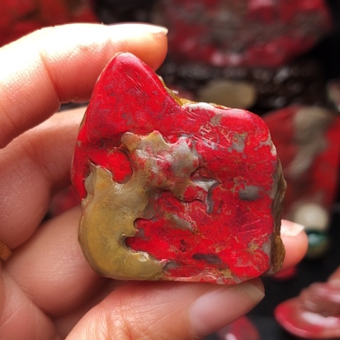 昌化鸡血石昌化鸡血石原石