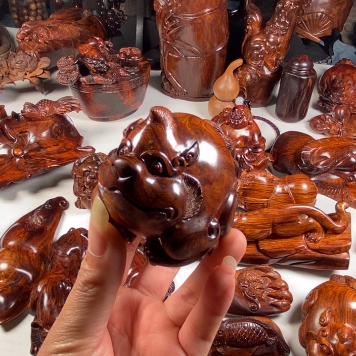 黄花梨/降香黄檀飞**海谛听