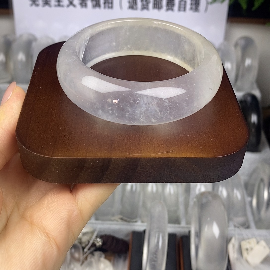 石英质玉未镶嵌手镯57.4雪花轮胎5417