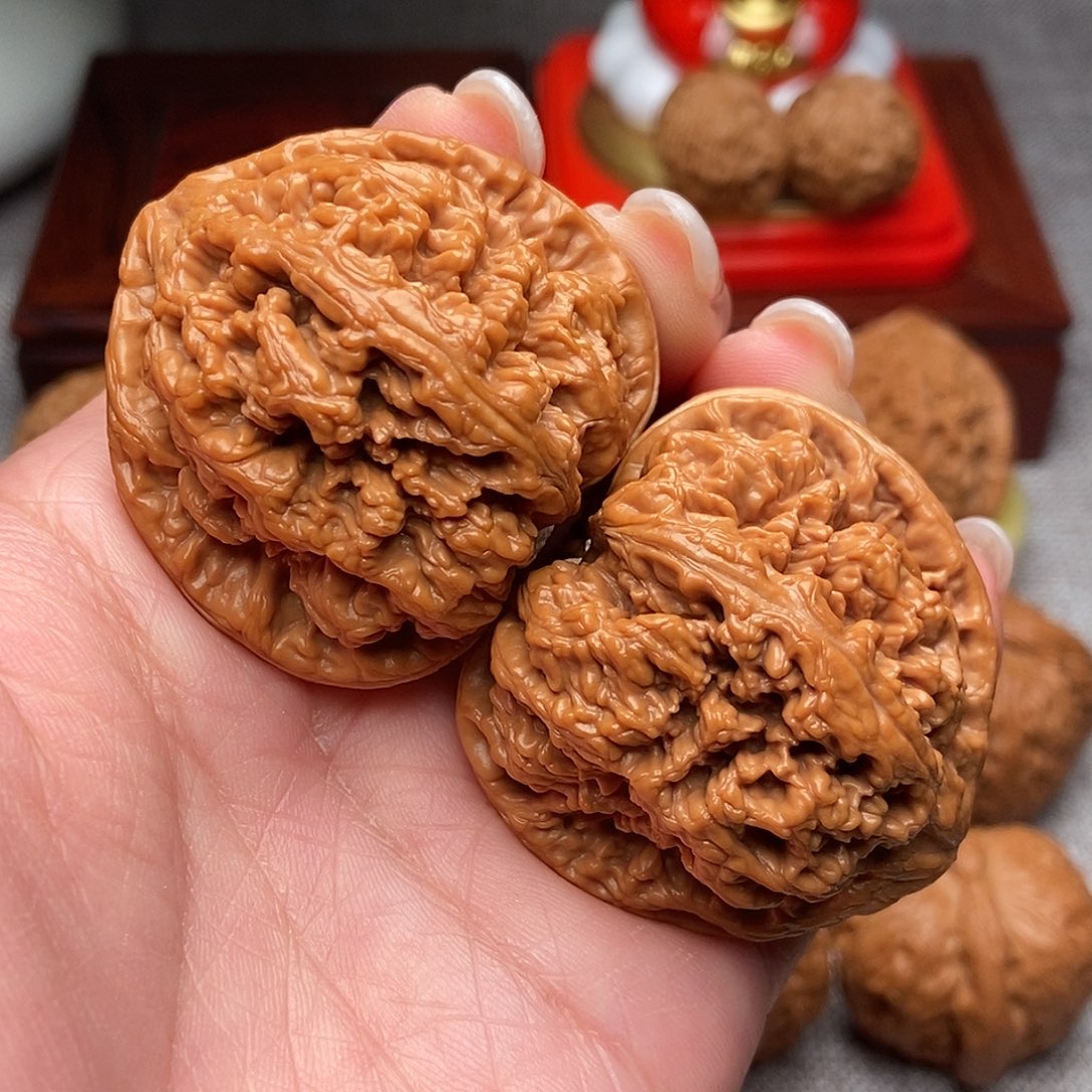 文玩核桃把件毕业大粗筋44全品