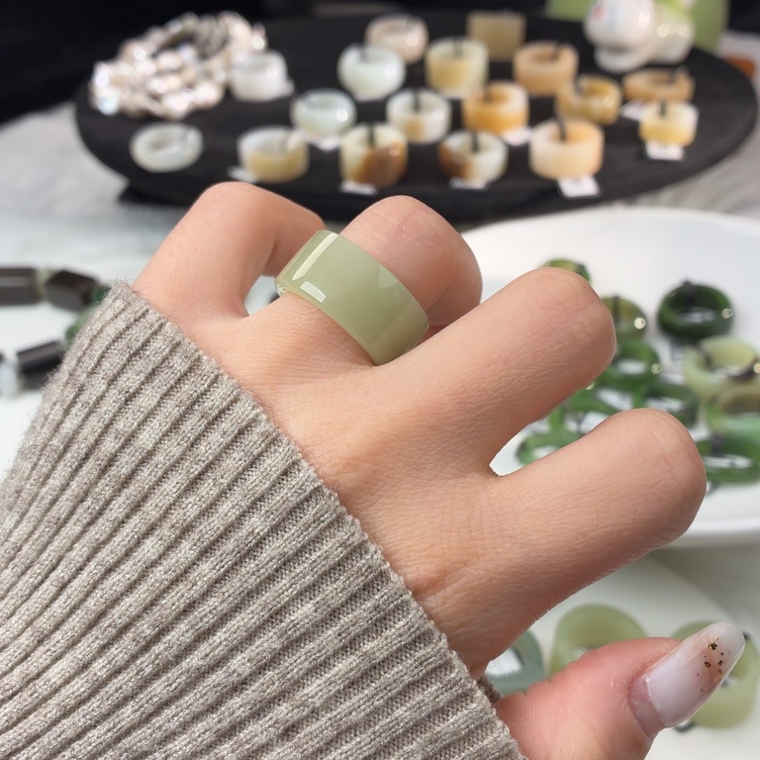 和田玉（糖玉）未镶嵌戒指S94青提肉圆切17.3