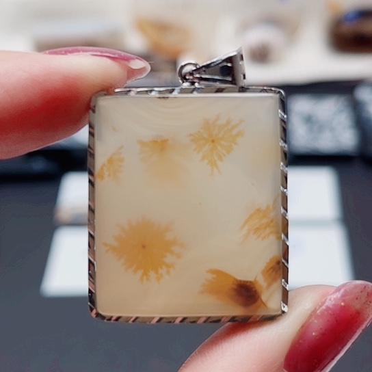 玛瑙/玉髓珠宝奇石未镶嵌