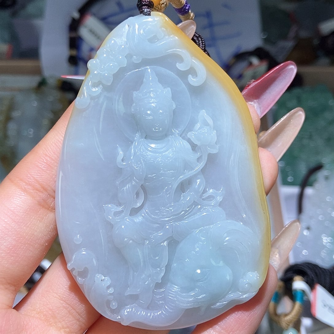 翡翠颈饰未镶嵌天然