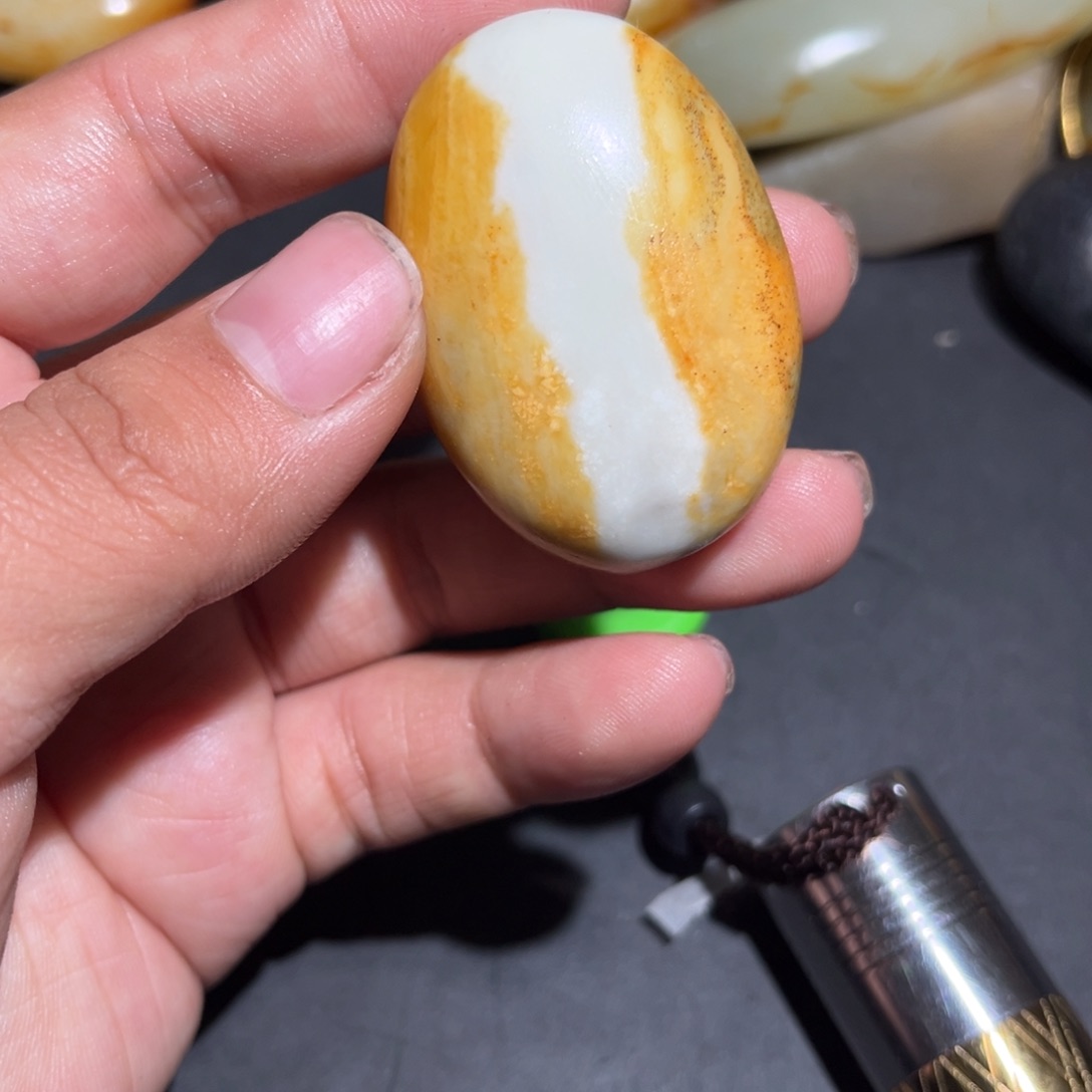 和田玉未镶嵌珠宝奇石