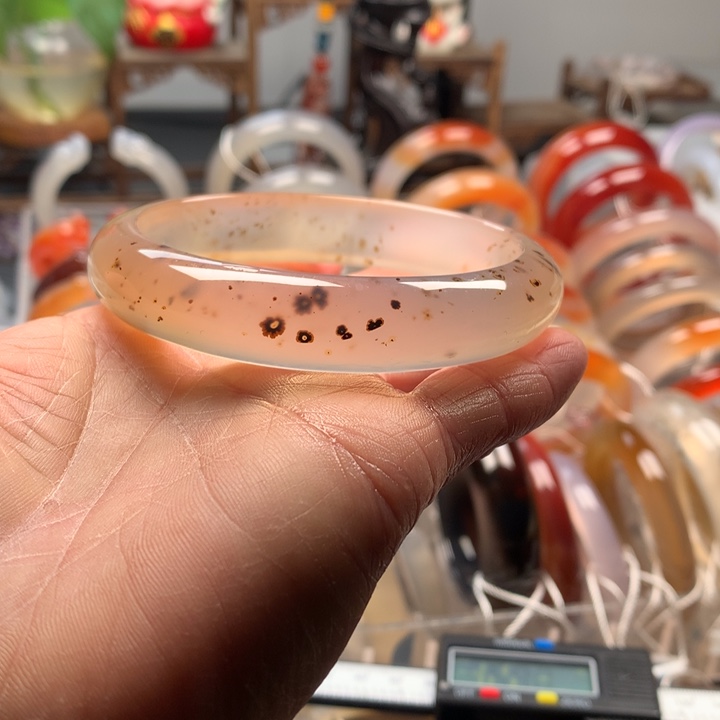 玛瑙/玉髓未镶嵌手镯