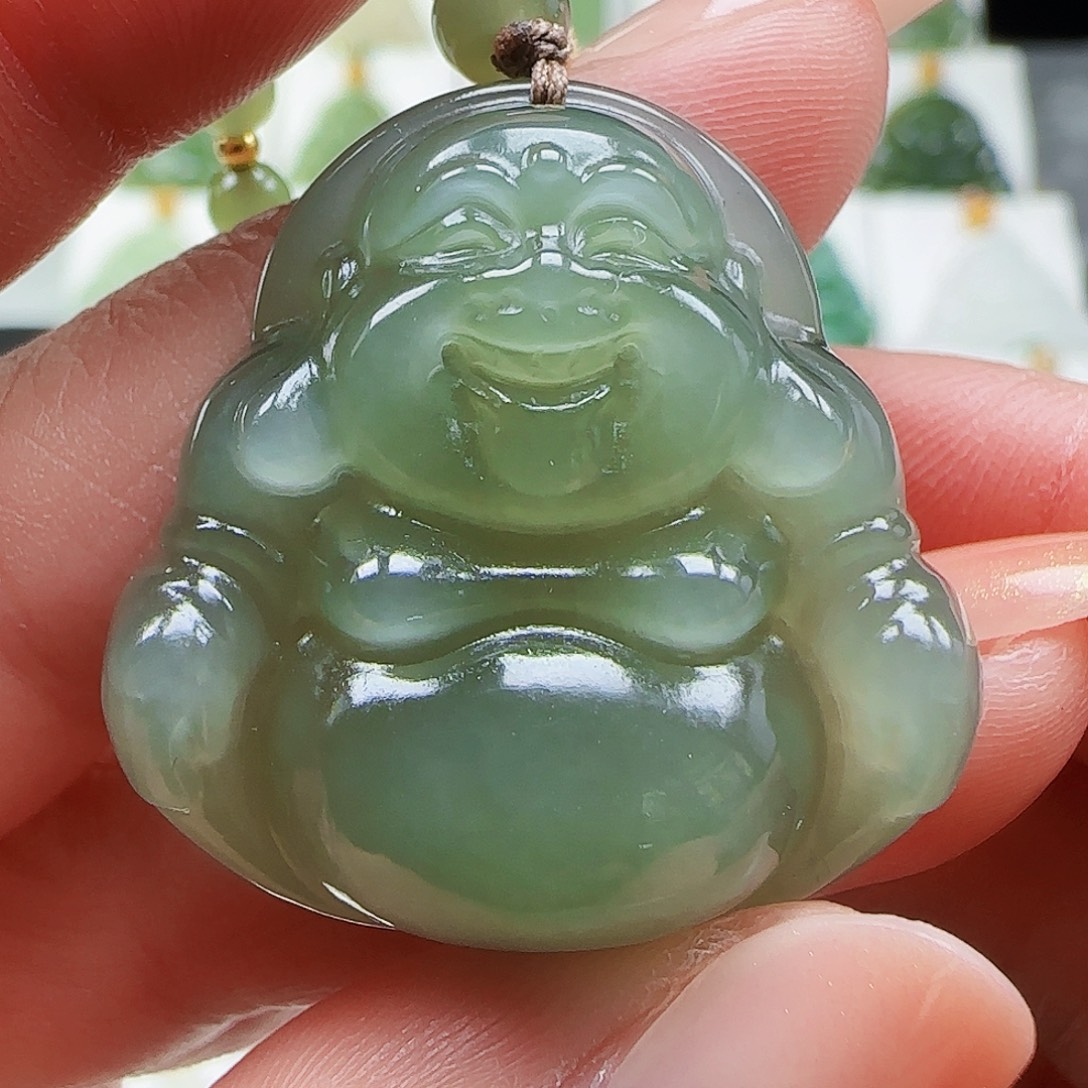 和田玉未镶嵌吊坠(赠链)