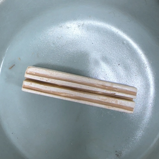 摆件h g f g j f f b h g f