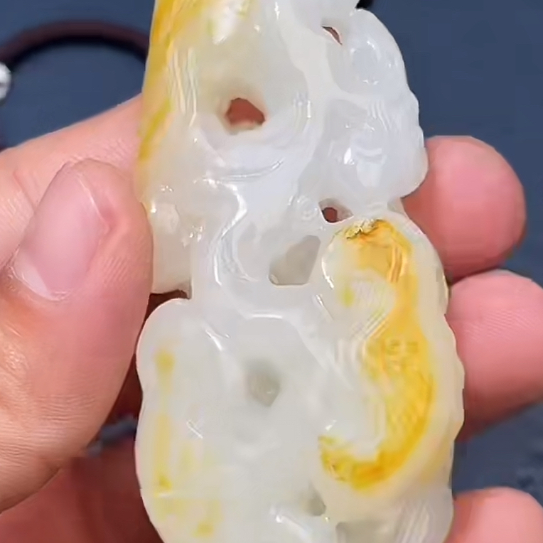 和田玉12.13 HX拍一发一