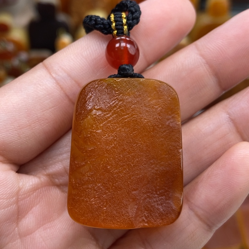 【闪购商品】琥珀颈饰未镶嵌